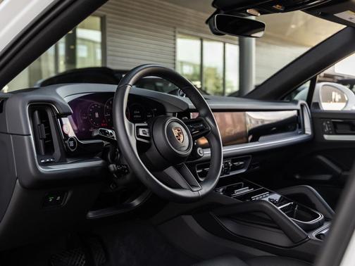 2025 Porsche Cayenne Cayenne
