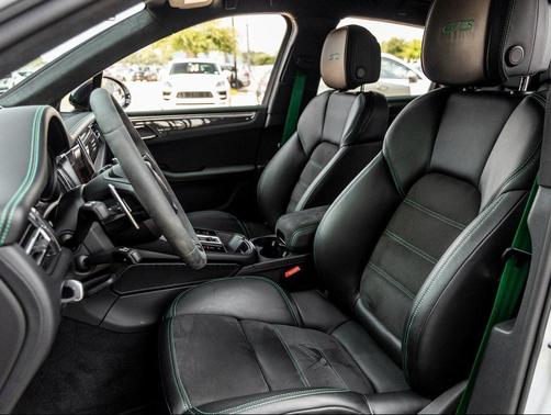 2023 Porsche Macan GTS