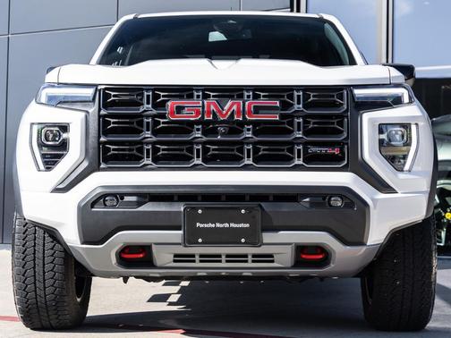 2024 GMC Canyon AT4