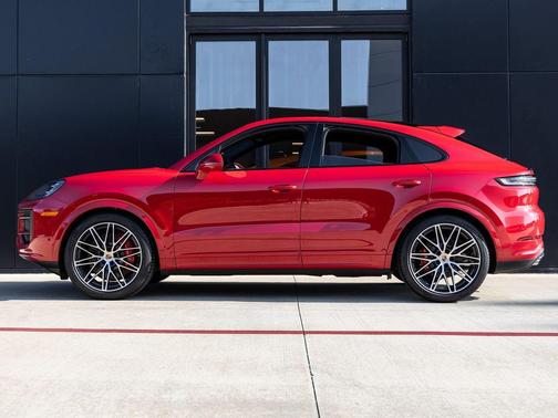 2025 Porsche Cayenne S