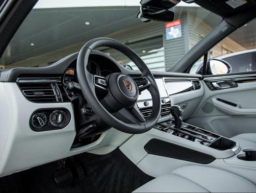 2026 Porsche Macan T