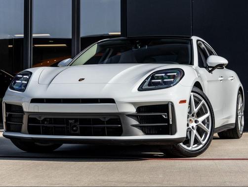 2025 Porsche Panamera 