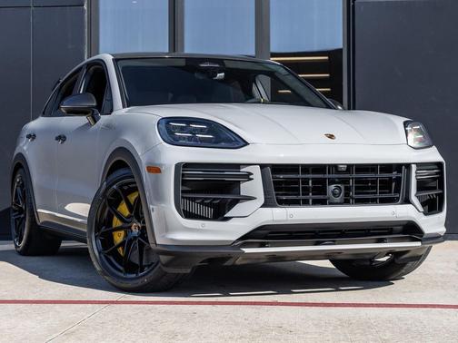 2026 Porsche Cayenne Turbo GT