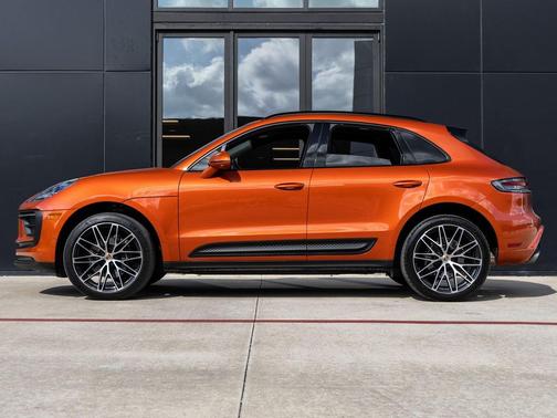 2023 Porsche Macan T
