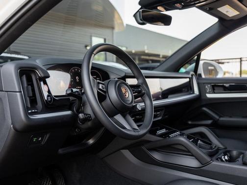 2025 Porsche Cayenne Cayenne