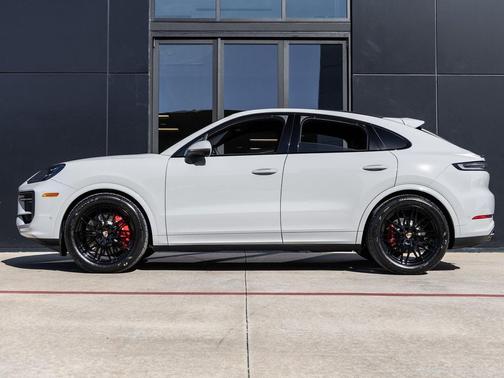 2026 Porsche Cayenne S