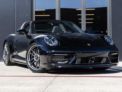 2024 Porsche 911 Targa