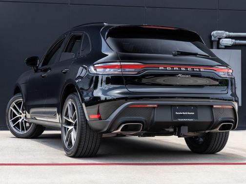 2025 Porsche Macan T
