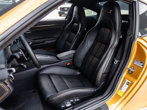 2018 Porsche 911 Turbo S