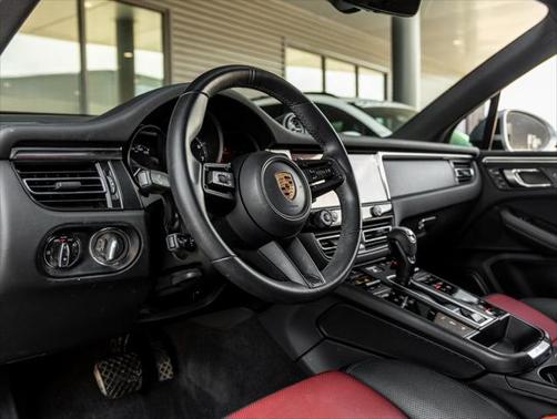 2023 Porsche Macan GTS