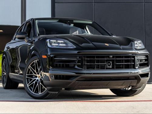 2025 Porsche Cayenne Base