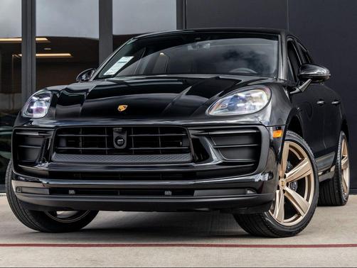 2026 Porsche Macan 
