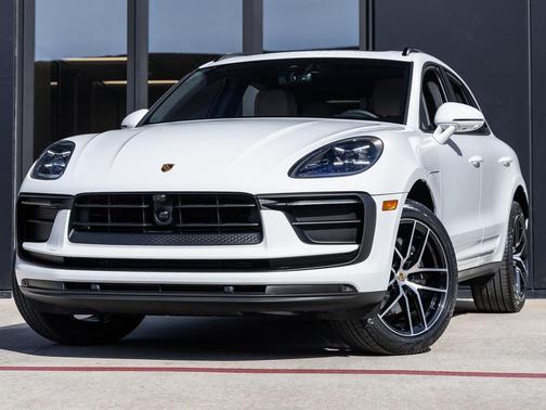 2026 Porsche Macan 