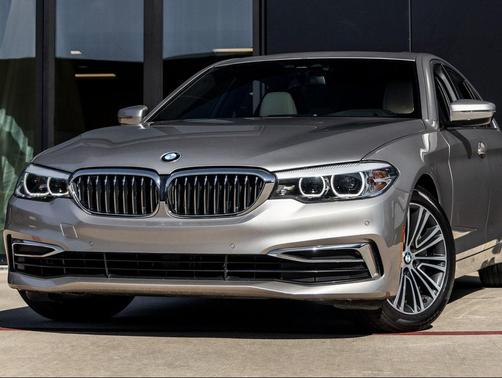 2019 BMW 540 540i
