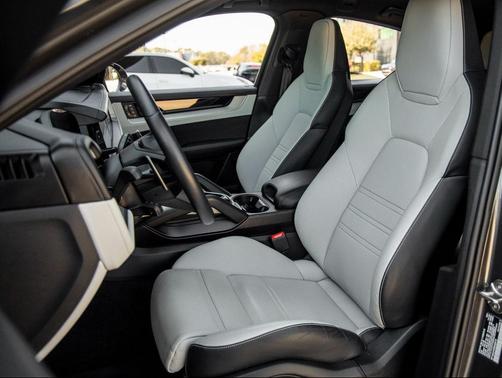 2024 Porsche Cayenne Cayenne