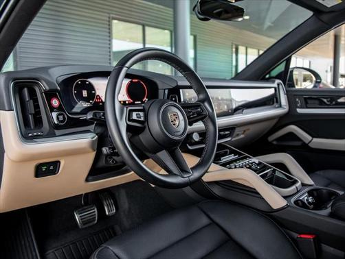 2024 Porsche Cayenne S