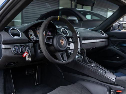 Paint to Sample 2023 Porsche 718 Cayman GT4 RS