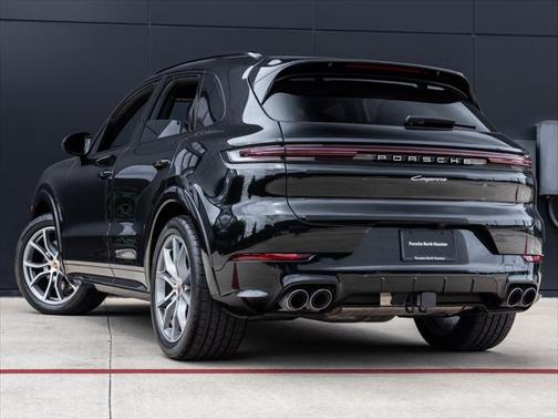 2025 Porsche Cayenne