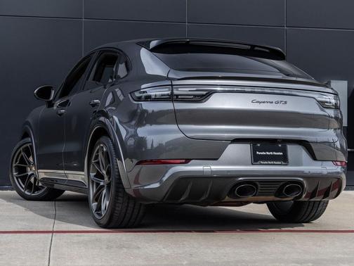 2023 Porsche Cayenne GTS