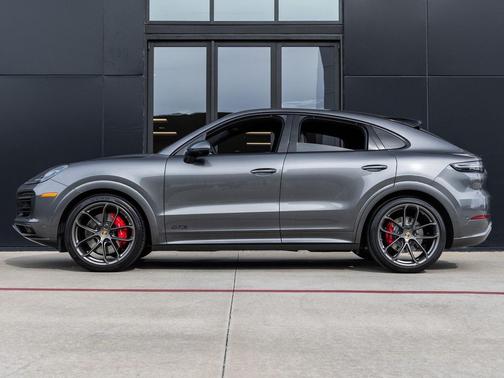 2023 Porsche Cayenne GTS