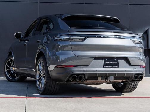 2022 Porsche Cayenne Cayenne