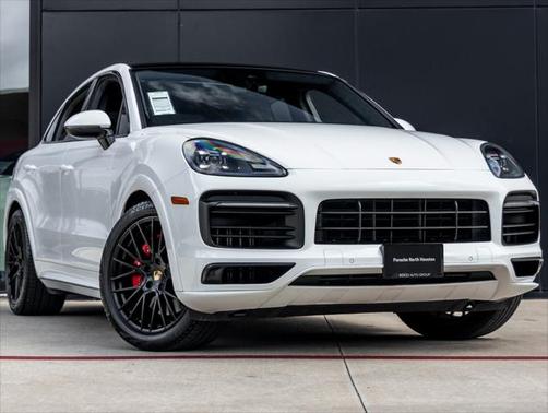 2022 Porsche Cayenne GTS
