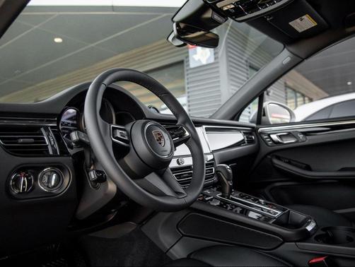 2026 Porsche Macan T