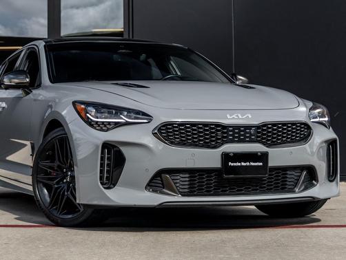 2022 Kia Stinger GT2