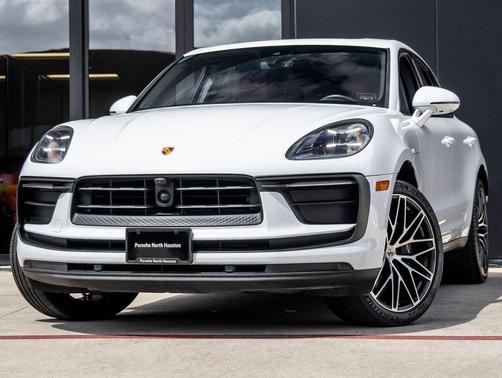 White 2023 Porsche Macan Macan