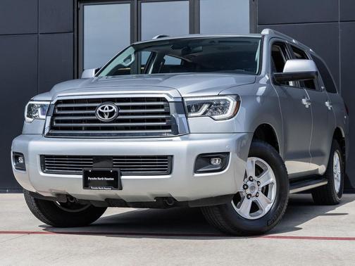 2020 Toyota Sequoia SR5