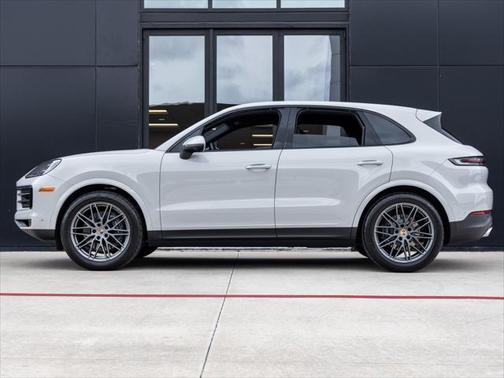 2025 Porsche Cayenne