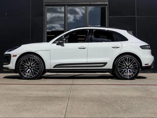 2026 Porsche Macan T