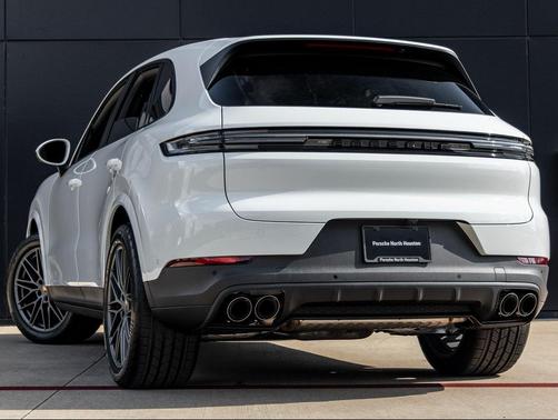 2025 Porsche Cayenne 