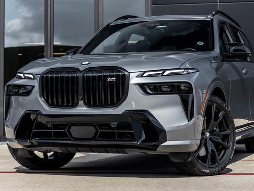 2025 BMW X7 M60i