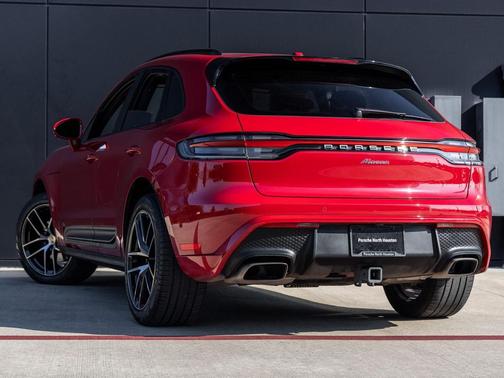 2023 Porsche Macan 