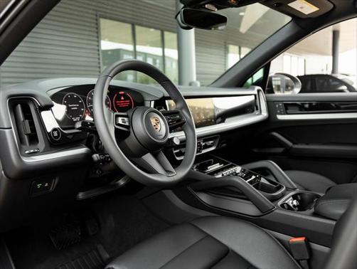 2025 Porsche Cayenne