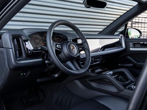 2025 Porsche Cayenne Cayenne