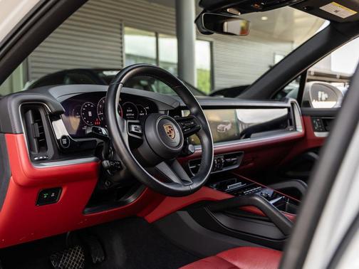 2024 Porsche Cayenne Cayenne