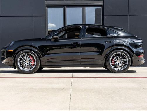 2026 Porsche Cayenne S