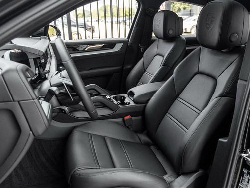 2026 Porsche Cayenne S
