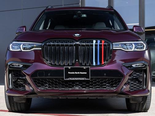 2021 BMW X7 M50i