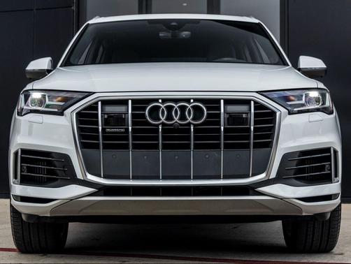 2021 Audi Q7 55 Premium Plus