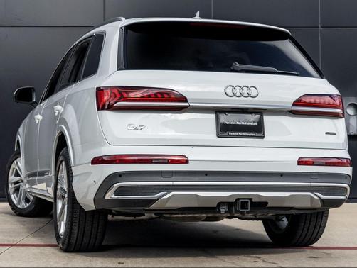 2021 Audi Q7 55 Premium Plus