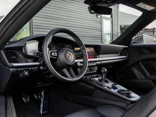 2024 Porsche 911 Carrera T