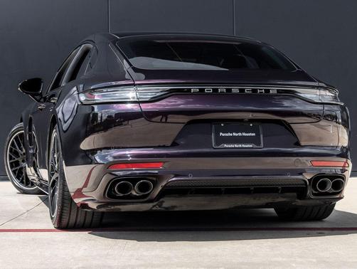 2022 Porsche Panamera Platinum Edition