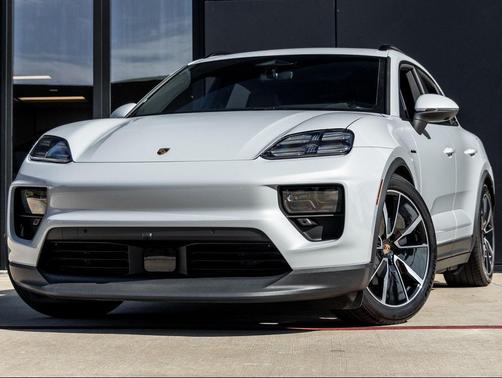 2025 Porsche Macan 4