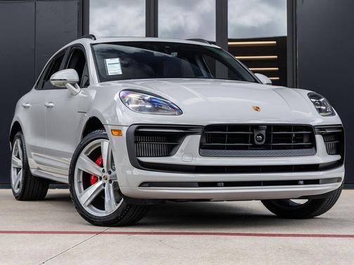 2026 Porsche Macan S
