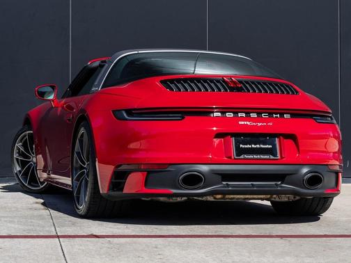 2024 Porsche 911 Targa 4