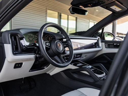 2026 Porsche Cayenne Cayenne E-Hybrid