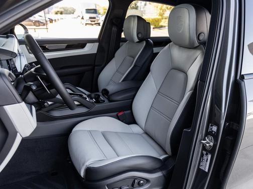 2026 Porsche Cayenne Cayenne E-Hybrid